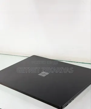 New Laptop Microsoft Surface 16GB Intel Core I7 SSD 256GB