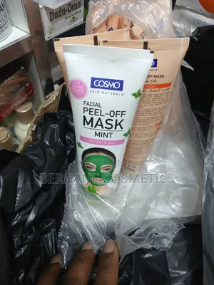 Photo - Cosmo Peel Off Face Mask
