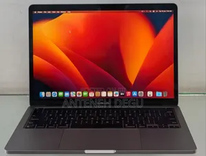 Photo - New Laptop Apple MacBook Pro 2020 M1 8GB Apple M1 Pro SSD 512GB