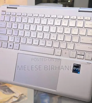 New Laptop HP Spectre X360 13 8GB Intel Core I5 SSD 512GB