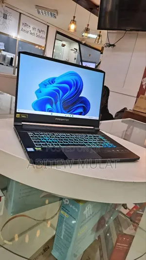 Photo - New Laptop Acer Predator Helios 300 16GB Intel Core I7 SSD 1T