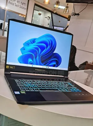 New Laptop Acer Predator Helios 300 16GB Intel Core I7 SSD 1T