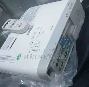 Photo - Eepson Projector EB X39