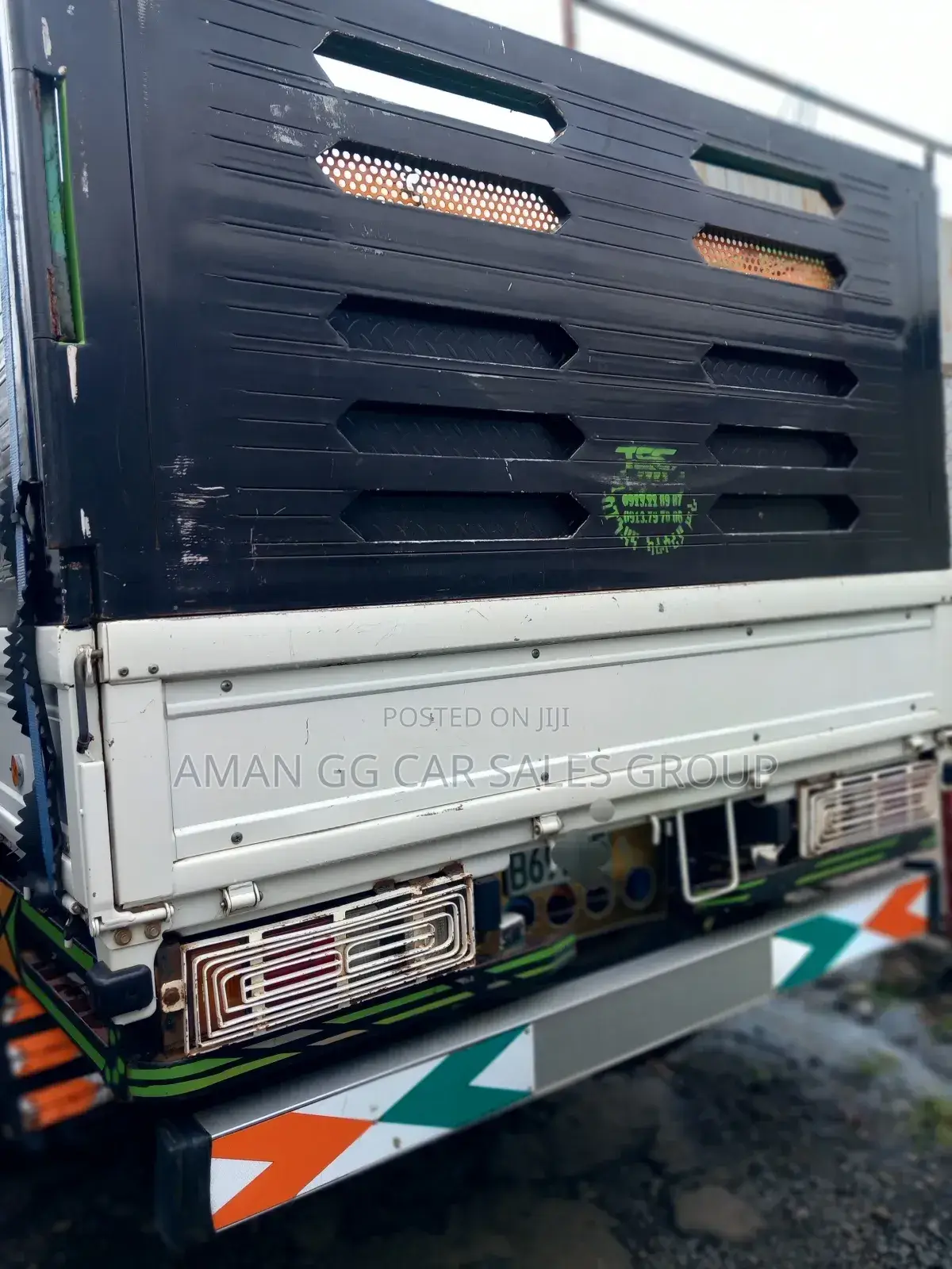 Isuzu Obama Cinat Mekina