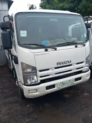 Isuzu Obama Cinat Mekina