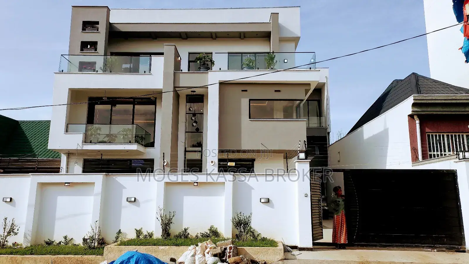 9bdrm Townhouse/Terrace in ቦሌ ቡልቡላ የሚሸጥ በጣም, Yeka for sale