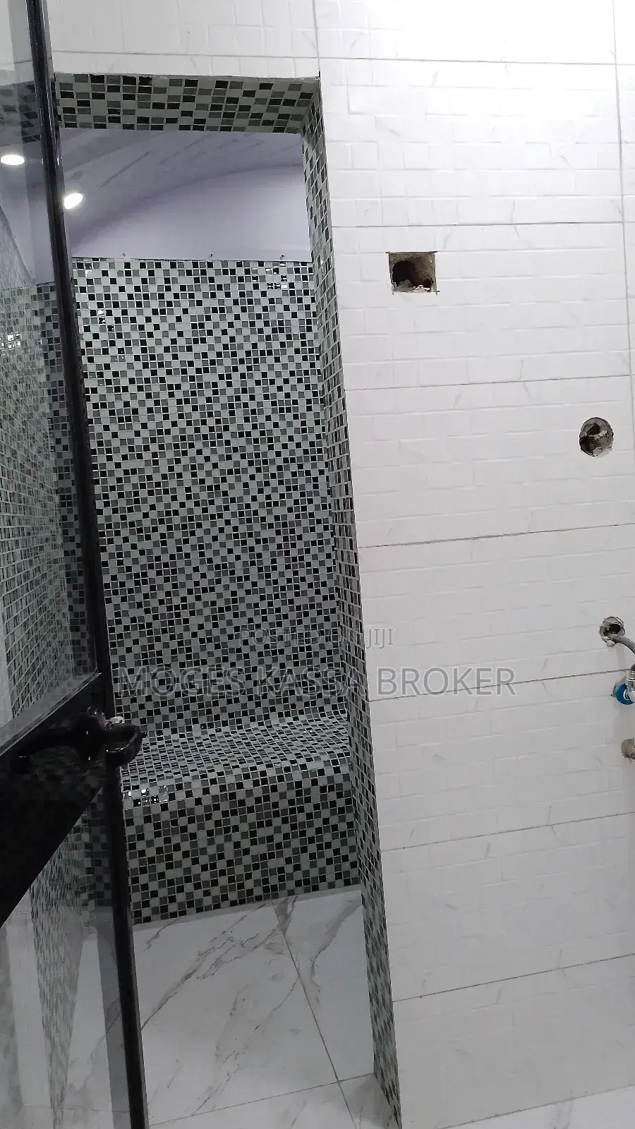 9bdrm Townhouse/Terrace in ቦሌ ቡልቡላ የሚሸጥ በጣም, Yeka for sale