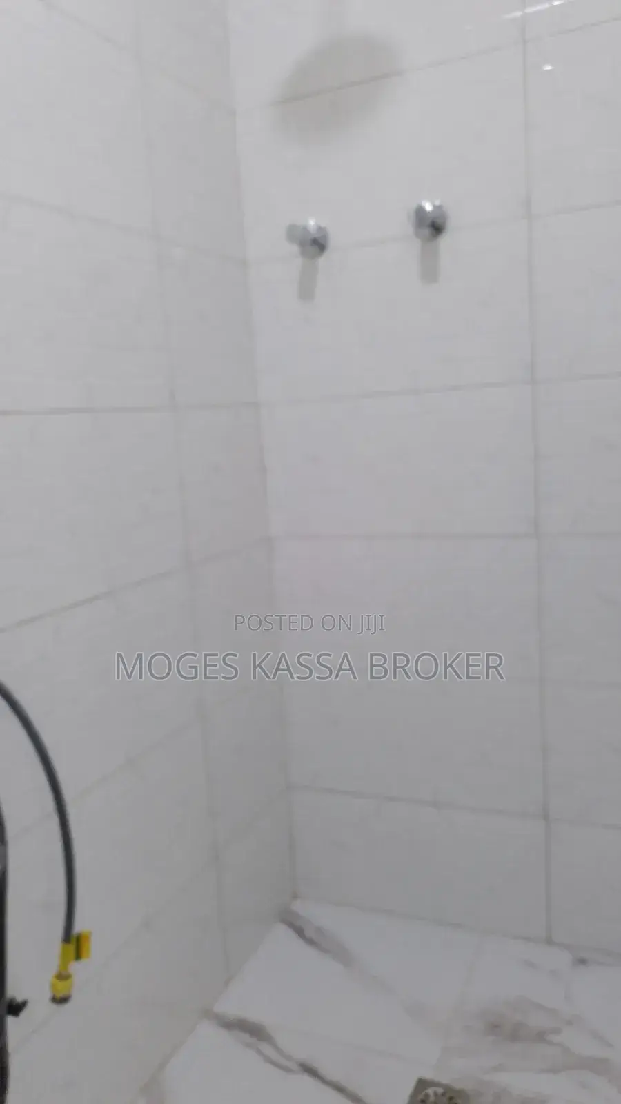 9bdrm Townhouse/Terrace in ቦሌ ቡልቡላ የሚሸጥ በጣም, Yeka for sale