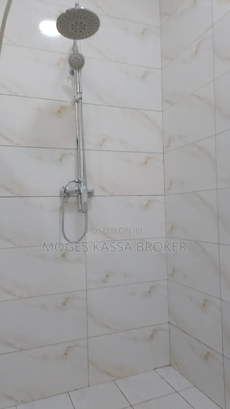 9bdrm Townhouse/Terrace in ቦሌ ቡልቡላ የሚሸጥ በጣም, Yeka for sale