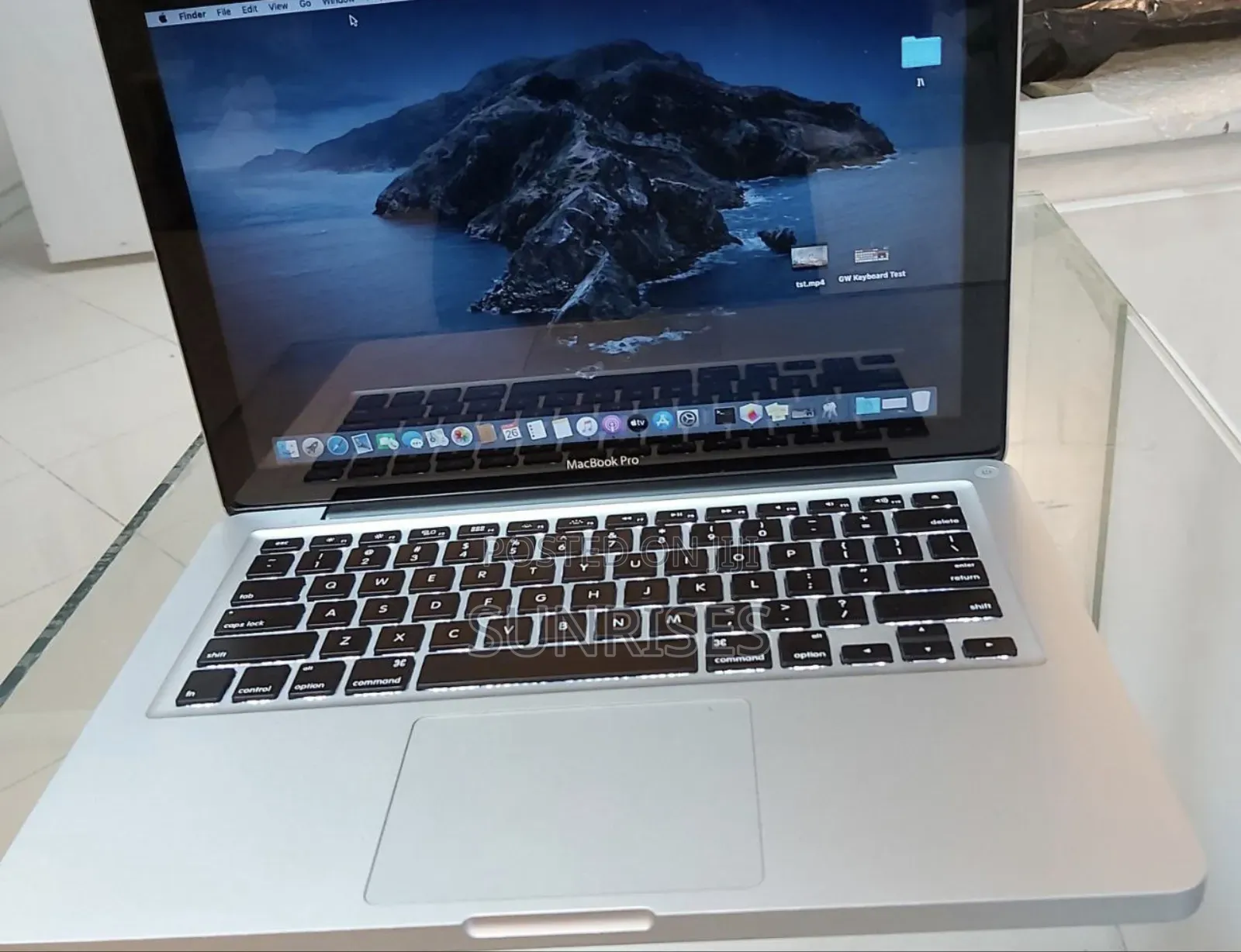 New Laptop Apple MacBook Pro 2012 4GB Intel Core I5 SSD 128GB