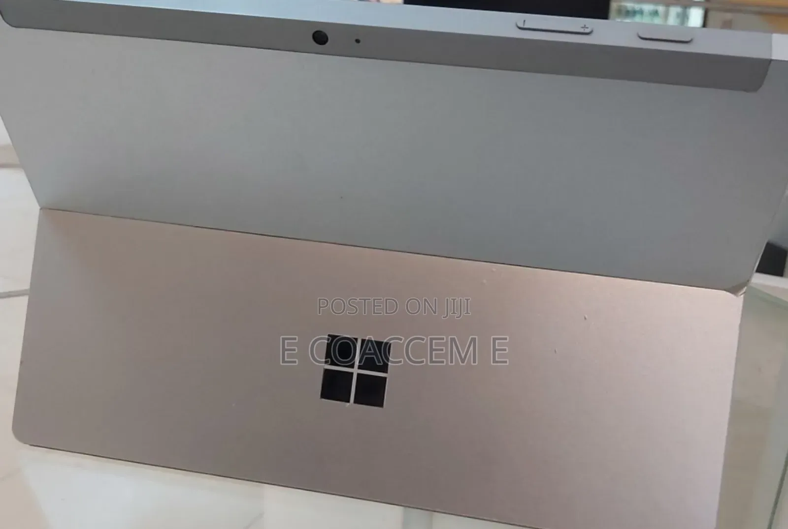 Laptop Microsoft Surface 4GB Intel Atom SSD 128GB