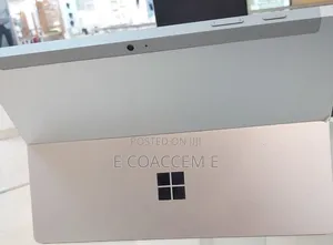 Laptop Microsoft Surface 4GB Intel Atom SSD 128GB