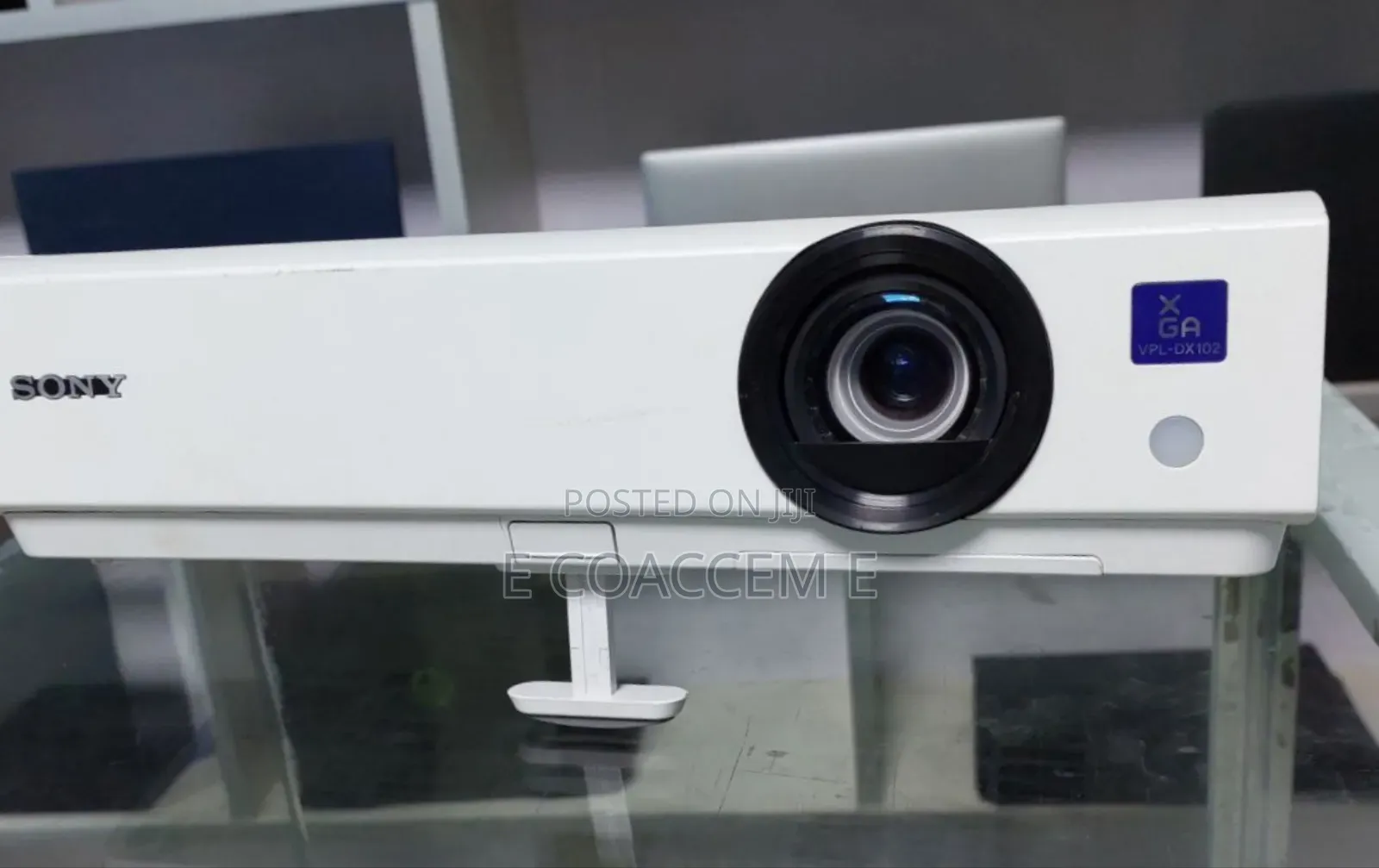 HIGH QUALITY SONY Dx 102 PROJECTOR Brand New Sony