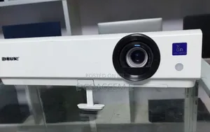 HIGH QUALITY SONY Dx 102 PROJECTOR Brand New Sony