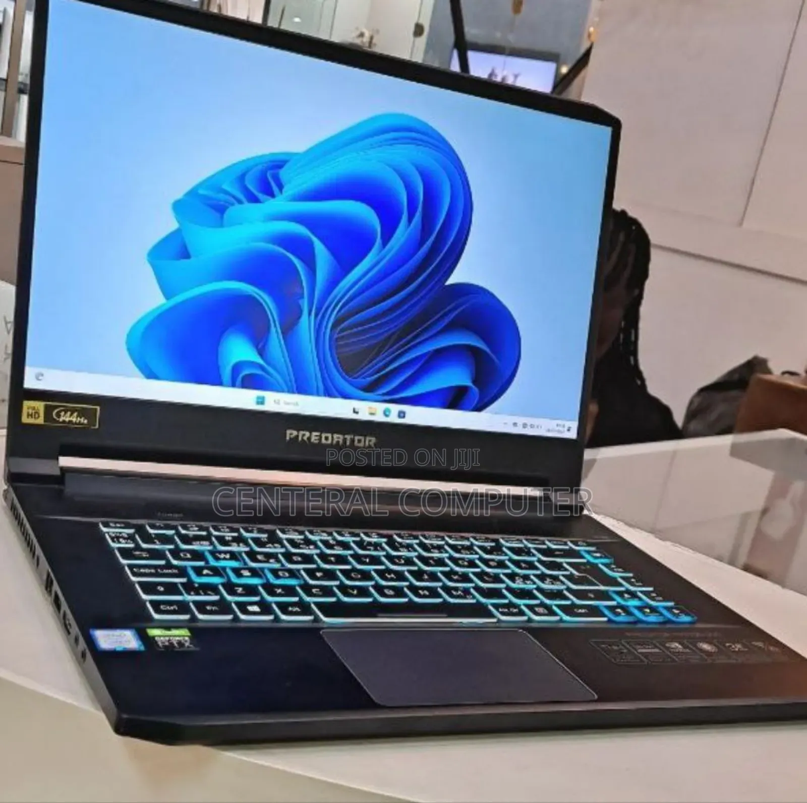 New Laptop Asus ASUSPRO P2430UA 16GB Intel Core I7 SSD 512GB