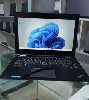 Photo - New Laptop Lenovo ThinkPad Yoga 16GB Intel Core I5 SSD 512GB