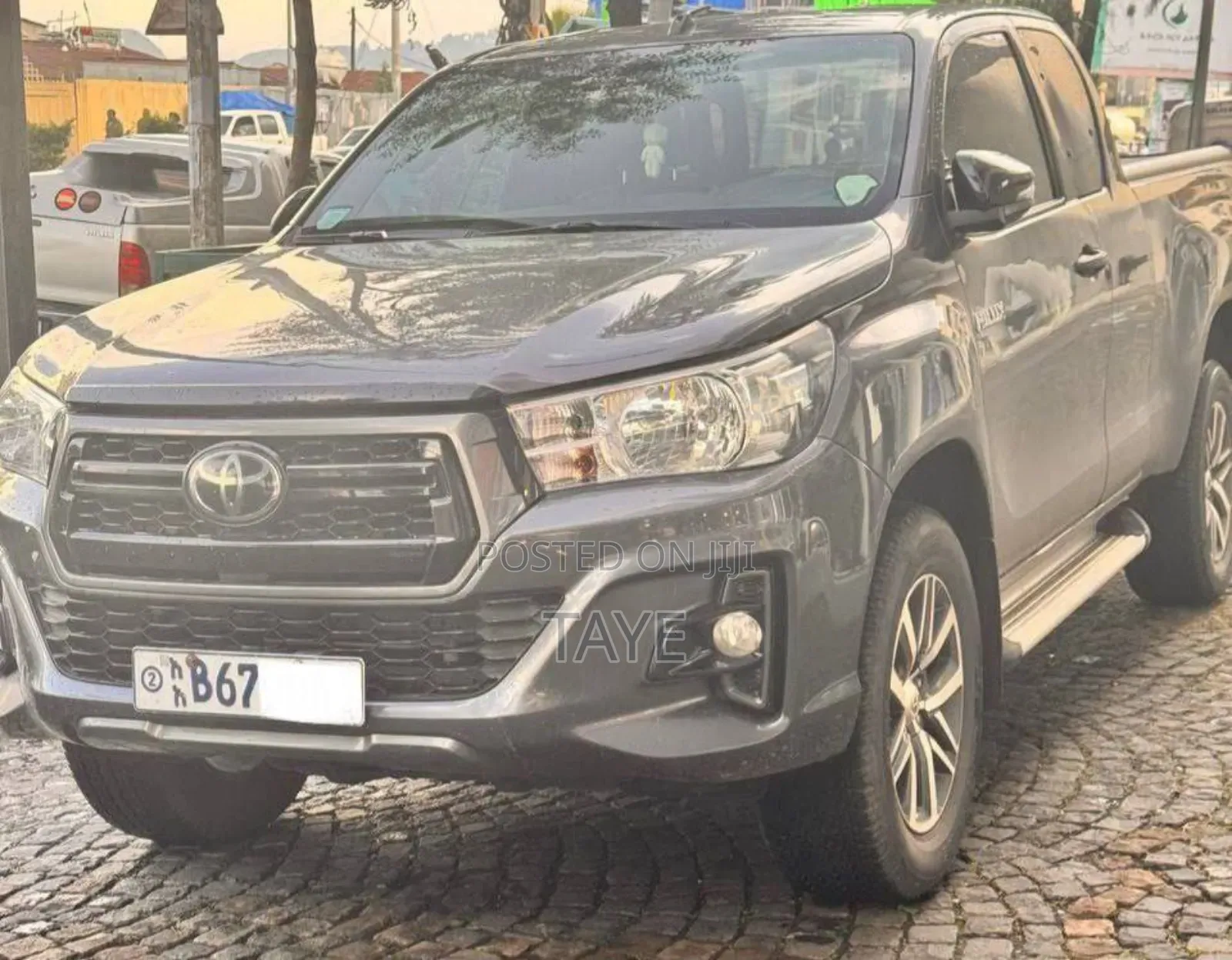 Toyota Hilux 2020 Gray