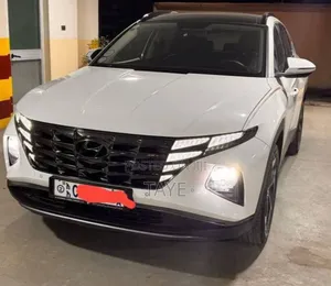 Photo - Hyundai Tucson 2021 White