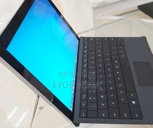 New Laptop Microsoft Surface Pro 4GB Intel Atom SSD 128GB