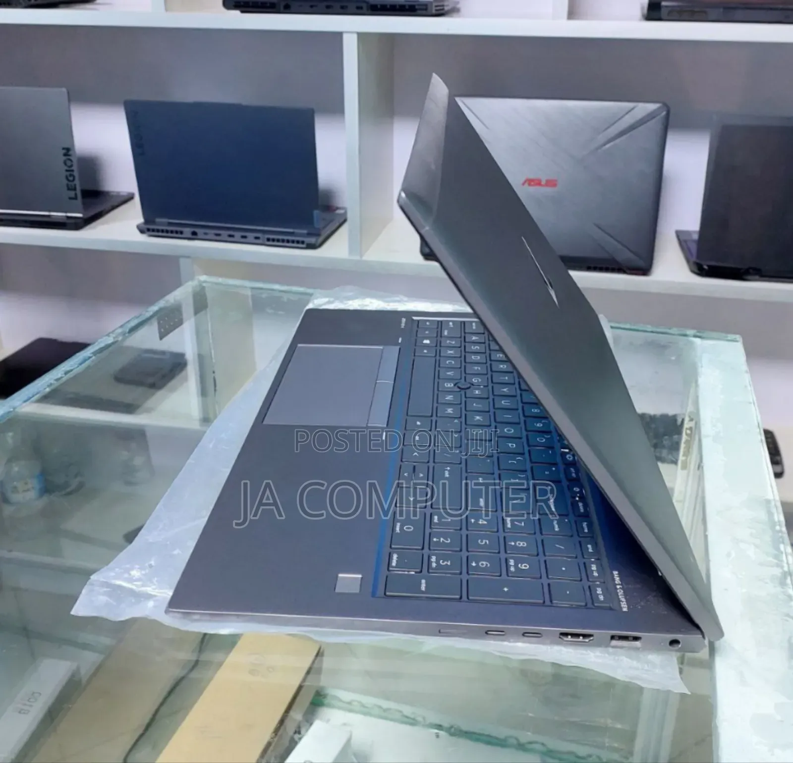 New Laptop HP ZBook Studio G4 16GB Intel Core I7 SSD 512GB