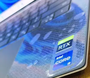 New Laptop Dell XPS 15 32GB Intel Core I9 SSD 2T