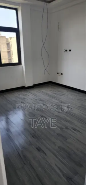 3bdrm Apartment in Alpha, Yeka for sale