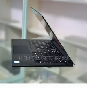 New Laptop Dell XPS 15 8GB Intel Core I7 SSD 512GB