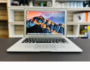 New Laptop Apple MacBook Air 2017 8GB Intel Core I5 SSD 128GB