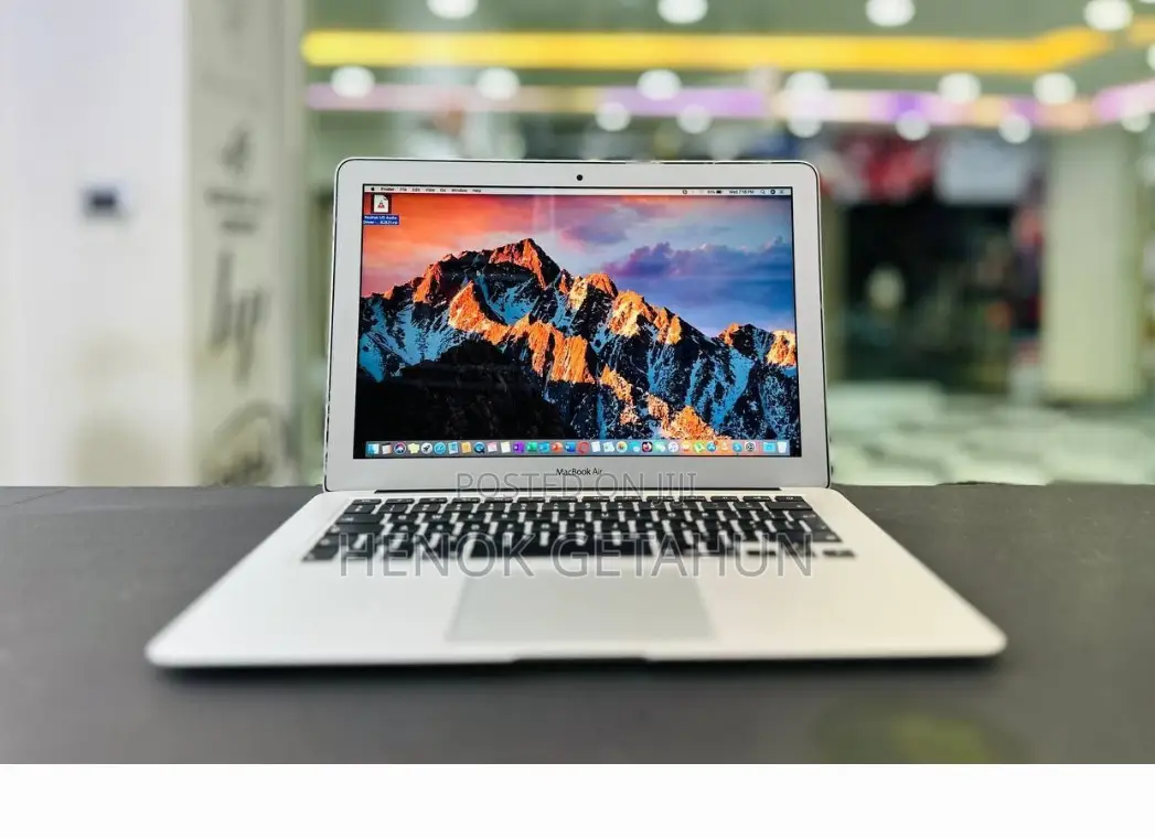 New Laptop Apple MacBook Air 2017 8GB Intel Core I5 SSD 128GB