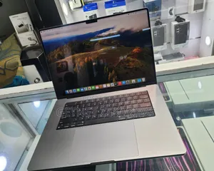 New Laptop Apple MacBook Pro 2021 M1 32GB Apple M1 Pro SSD 1T