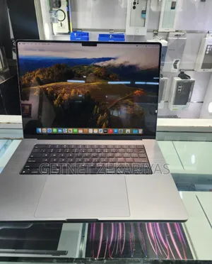 New Laptop Apple MacBook Pro 2021 M1 32GB Apple M1 Pro SSD 1T