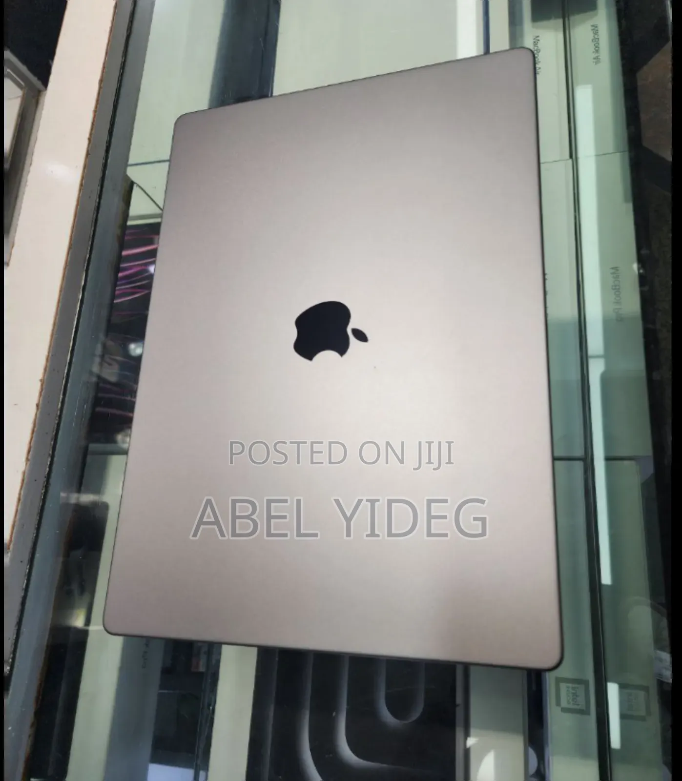 New Laptop Apple MacBook Pro 2021 M1 32GB Apple M1 Max SSD 1T