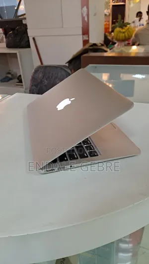 New Laptop Apple MacBook Air 2015 4GB Intel Core I5 SSD 128GB