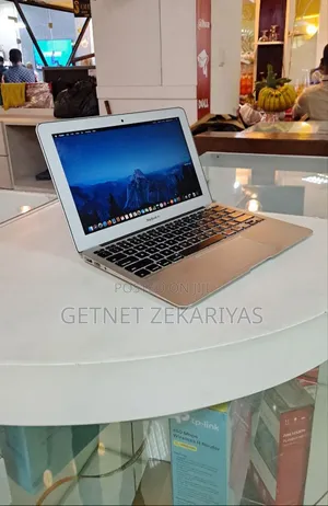 New Laptop Apple MacBook Air 2015 4GB Intel Core I5 SSD 128GB