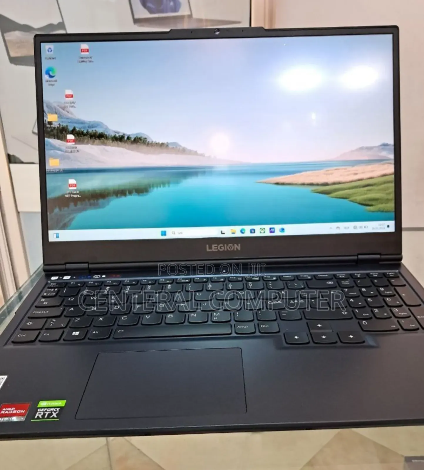 New Laptop Lenovo Legion 5i 16GB AMD Ryzen 5 SSD 512GB