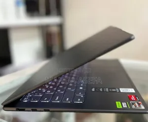 New Laptop Lenovo 16GB AMD Ryzen 7 SSD 512GB