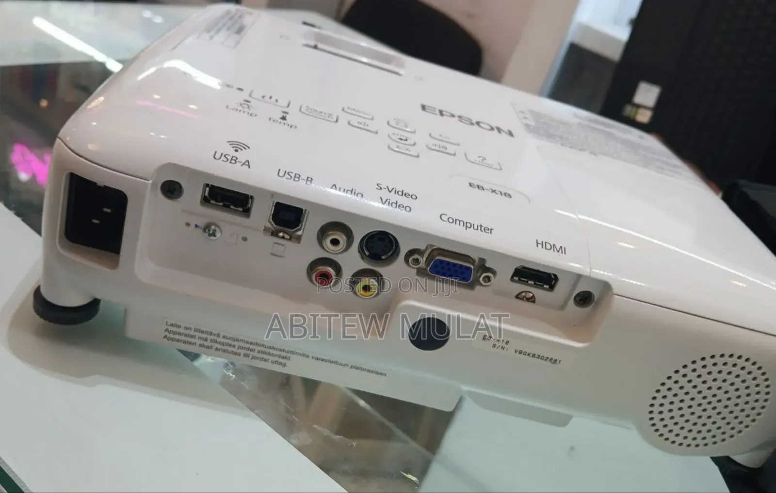 Brand New EPSON Projector With Bag, Remote