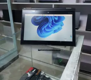 New Laptop Lenovo ThinkPad Yoga 8GB Intel Core I5 SSD 512GB