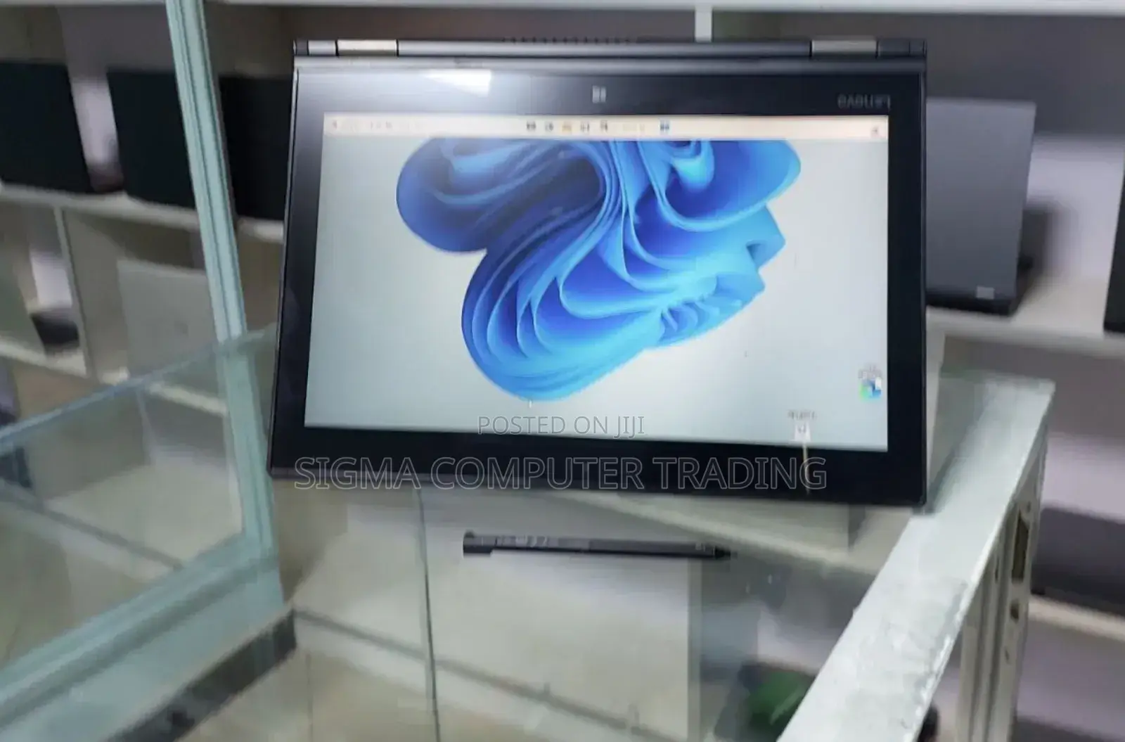 New Laptop Lenovo ThinkPad Yoga 8GB Intel Core I5 SSD 512GB