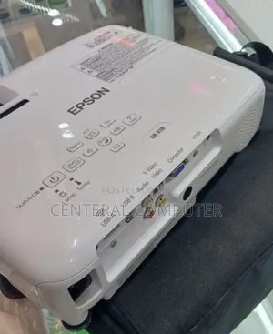 EPSON Projector Eb X18