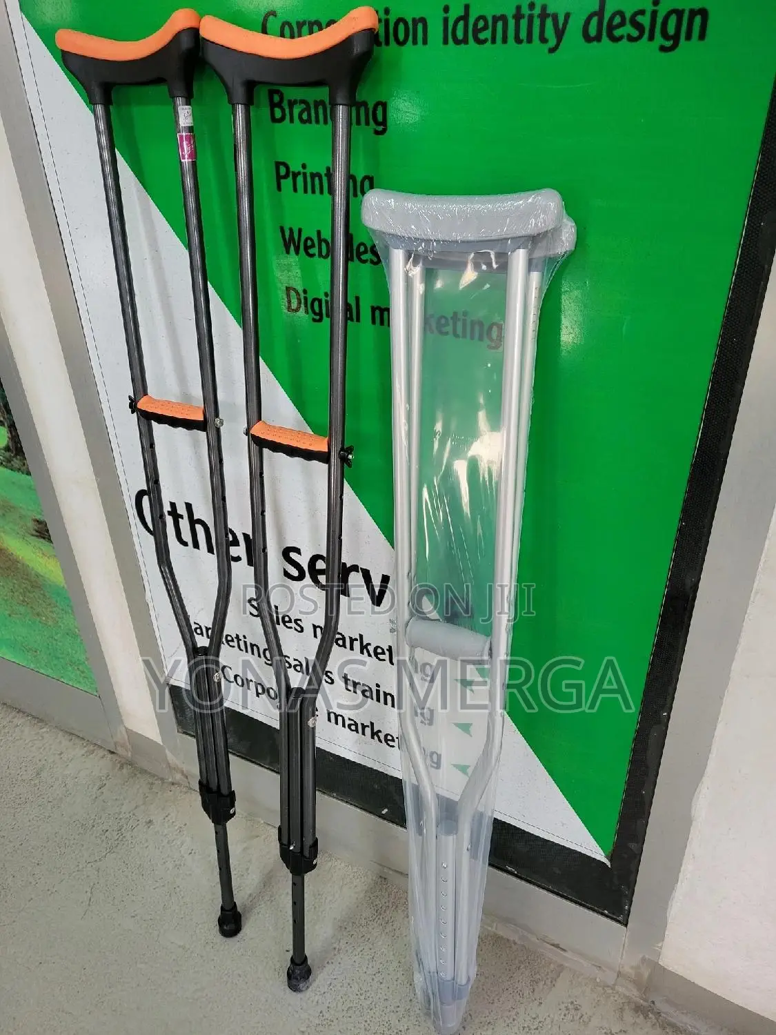 Walking Crutches Safewalk Custom Titanium Underarm Crutches