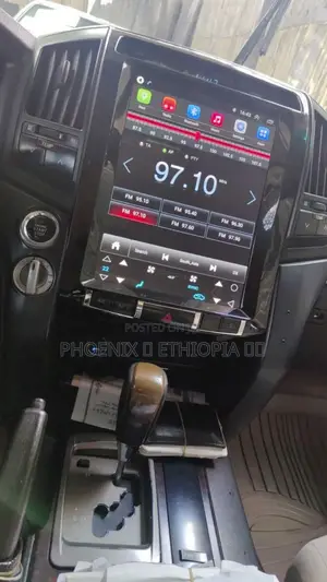 Toyota Land Cruiser 2012