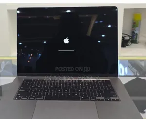 New Laptop Apple MacBook Air 2022 M2 8GB Apple M2 SSD 256GB