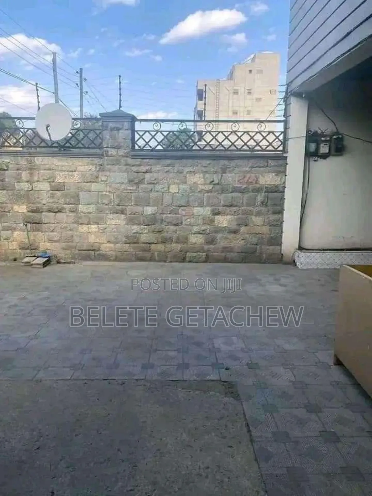 5bdrm House in Megenagna G+2 Luxury, Bole for sale