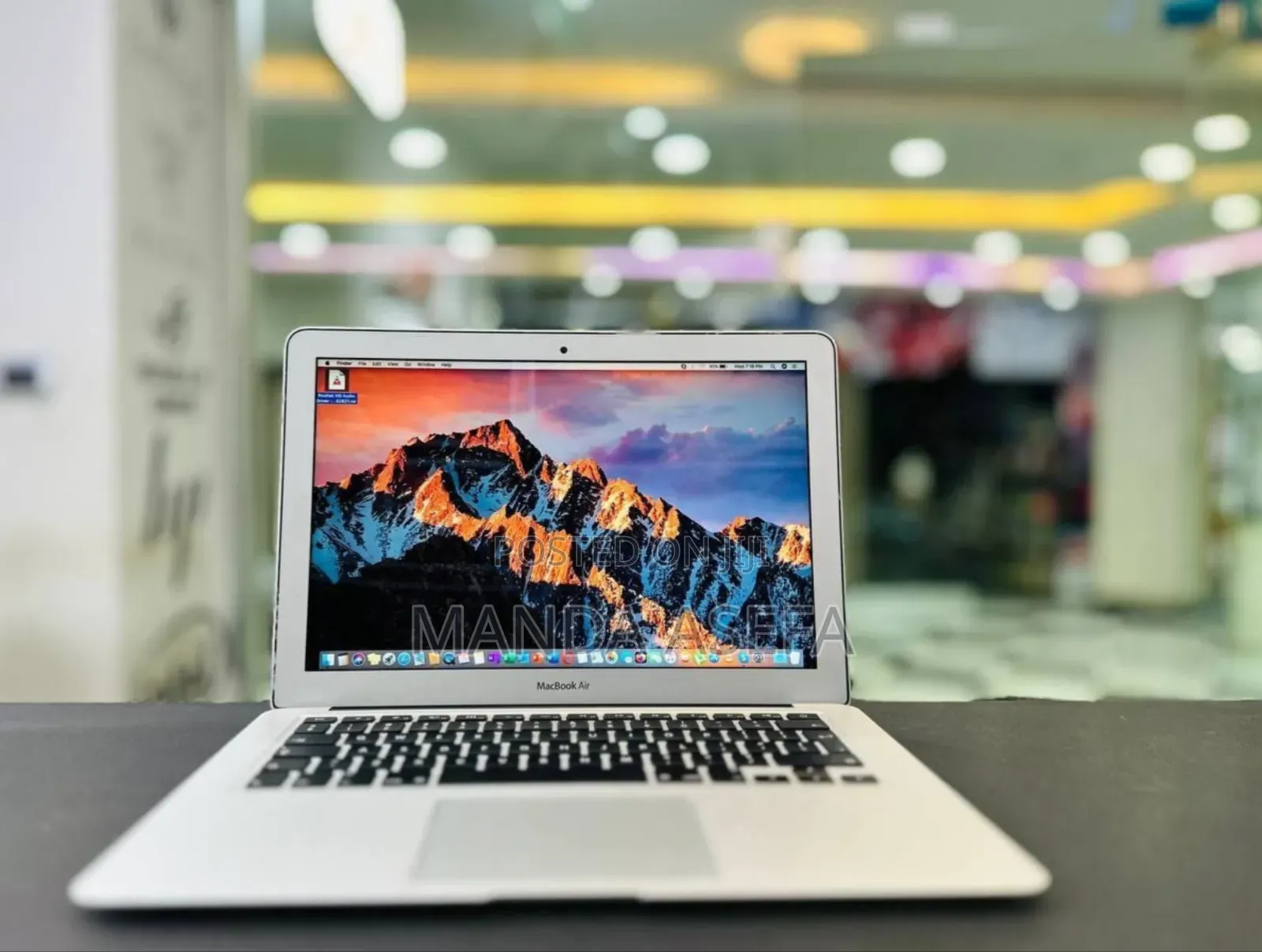 New Laptop Apple MacBook Air 2017 8GB Intel Core I5 SSD 128GB