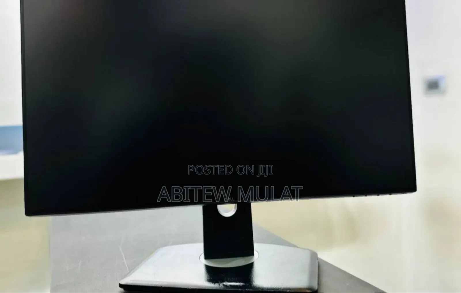 New Arrival Dell Monitor Frameless Monitor Screen "24"