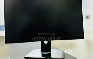 Photo - New Arrival Dell Monitor Frameless Monitor Screen "24"