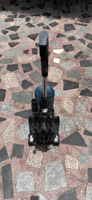 Vacuum Cleaner