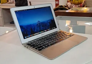 New Laptop Apple MacBook Air 2015 6GB Intel Core I5 SSD 128GB