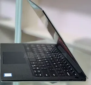 New Laptop Dell XPS 13 16GB Intel Core I7 SSD 512GB